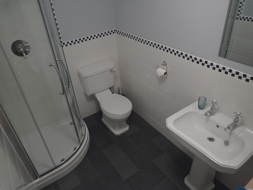 The Old Surgery Bed & Breakfast Clacton-on-Sea Ruang foto