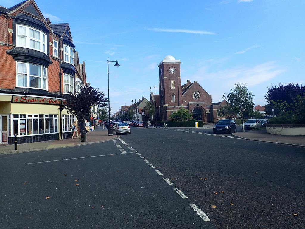 The Old Surgery Bed & Breakfast Clacton-on-Sea Bagian luar foto