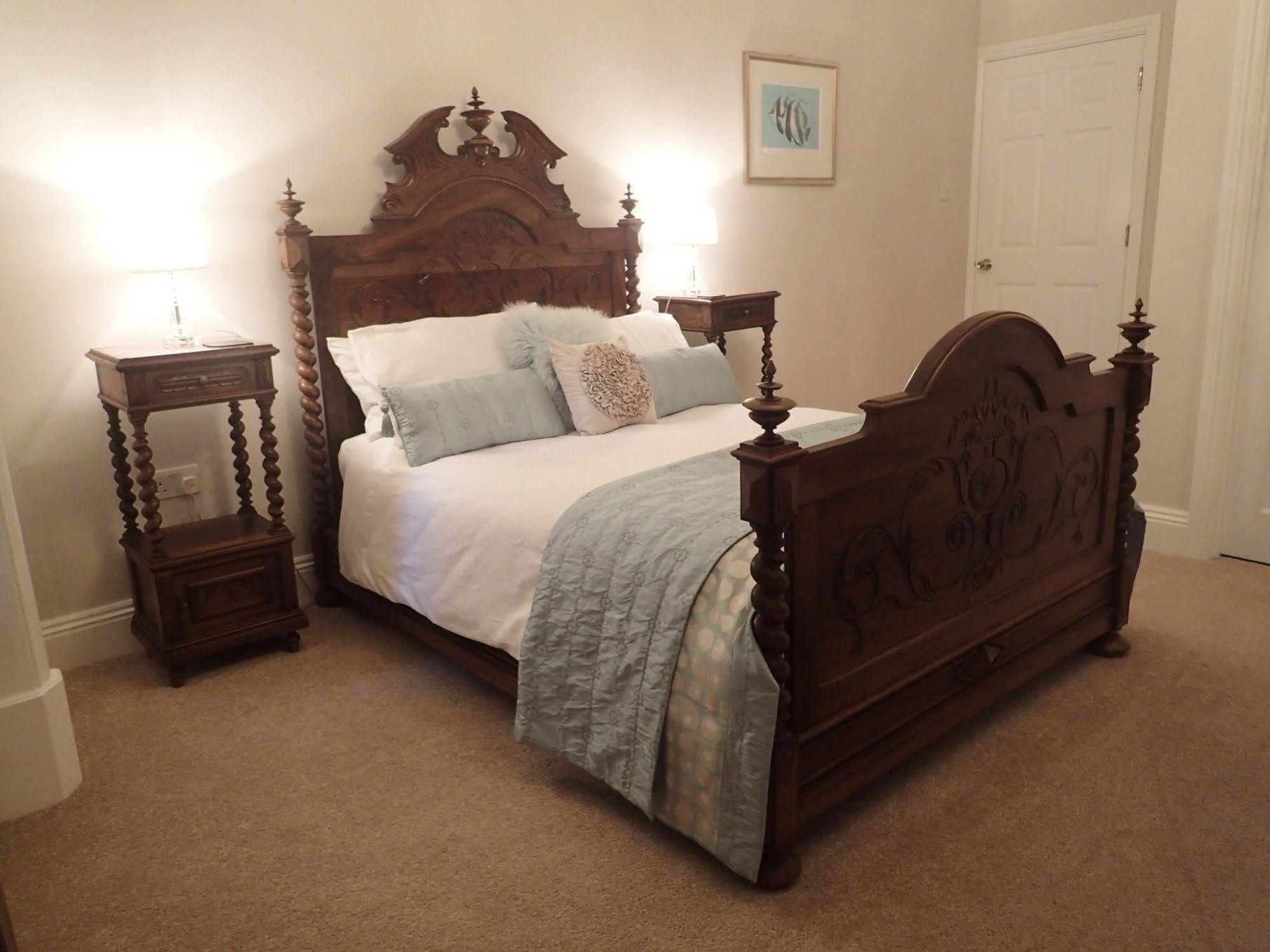 The Old Surgery Bed & Breakfast Clacton-on-Sea Bagian luar foto